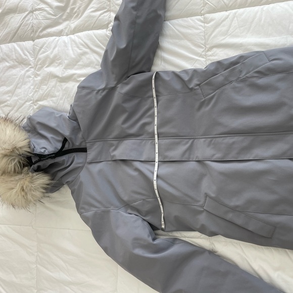Aritzia Tna Winter Haven Parka Small Gray - Picture 4 of 15